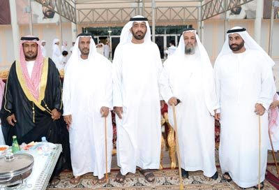 مبارك بن كلوت ومجموعة من رجال الراشد